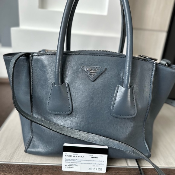 Authentic Prada Glacé Calf Twin Pocket Tote Bag, Dark Blue (Marine) - Repainted - Picture 3 of 15